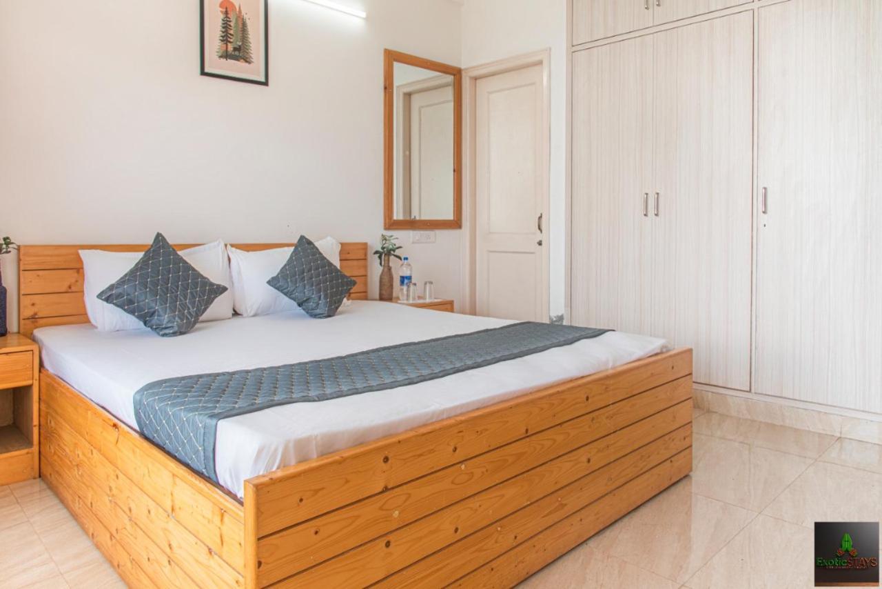 The Western Heights I Serviced Apartments I Pvt Balcony I Lift I Peacefull Area I Family Accomodation I Kasauli I By Exotic Stays Zewnętrze zdjęcie