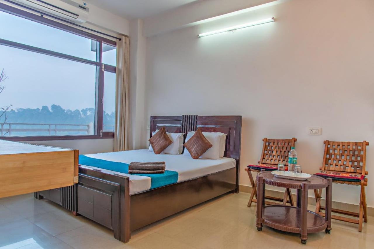 The Western Heights I Serviced Apartments I Pvt Balcony I Lift I Peacefull Area I Family Accomodation I Kasauli I By Exotic Stays Zewnętrze zdjęcie